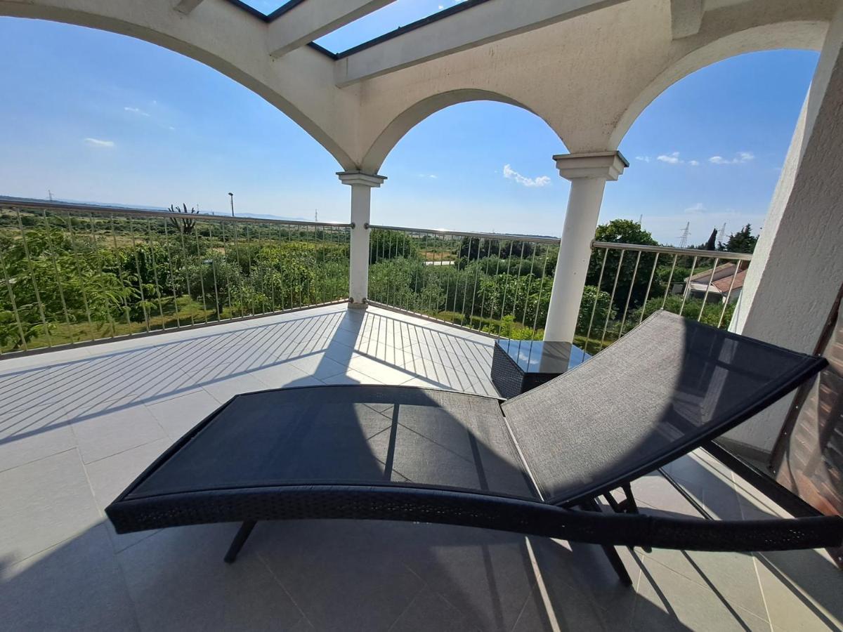 Apartments Pavlovic Ninski Stanovi Bagian luar foto