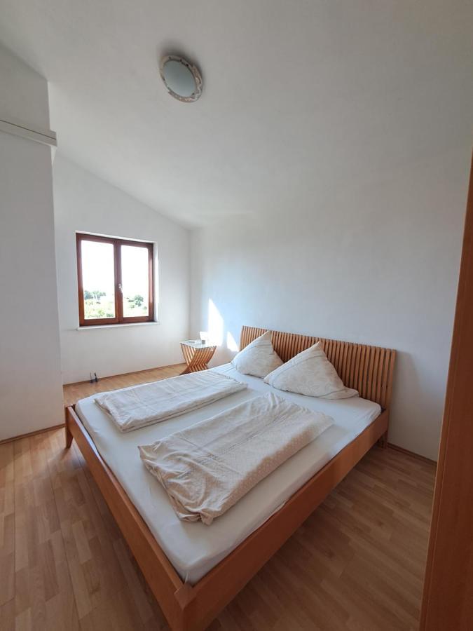 Apartments Pavlovic Ninski Stanovi Bagian luar foto