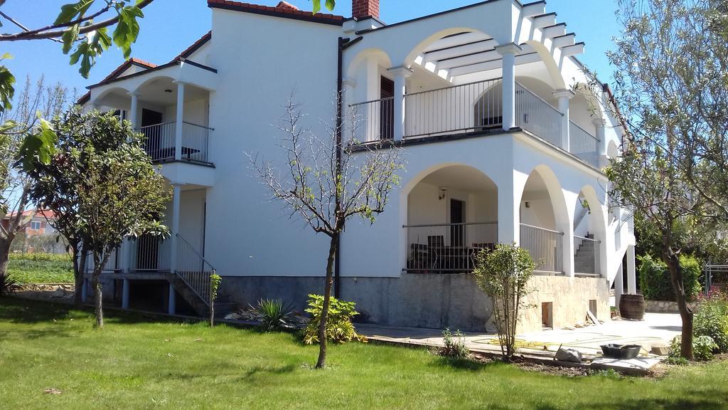 Apartments Pavlovic Ninski Stanovi Bagian luar foto