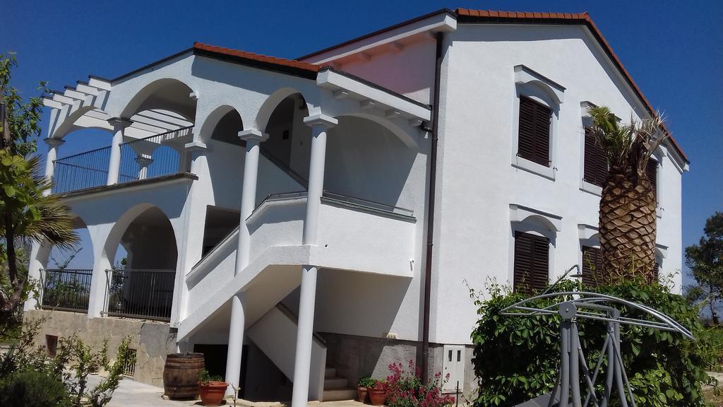 Apartments Pavlovic Ninski Stanovi Bagian luar foto