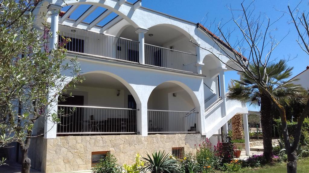 Apartments Pavlovic Ninski Stanovi Bagian luar foto