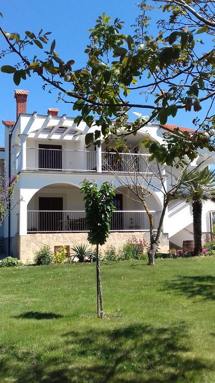 Apartments Pavlovic Ninski Stanovi Bagian luar foto
